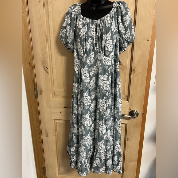 New XL Floral Palm Dress Green Long Flowing comfortable modest maxi boho - Picture 4 of 6